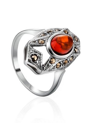 Изысканное кольцо «Эйфория» из серебра с янтарем и марказитами