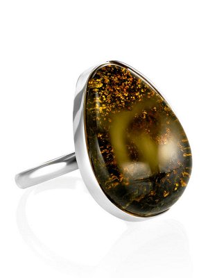 Крупное кольцо из серебра с натуральным янтарём зелёного цвета «Лагуна»