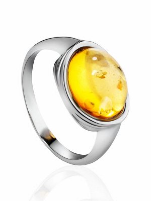 Изящное серебряное кольцо с овальной вставкой из натурального янтаря лимонного цвета «Амиго»