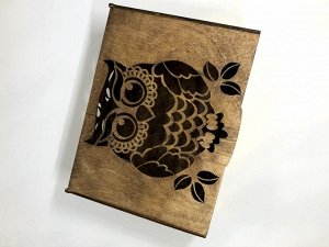 Шкатулка с совой резная