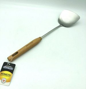 Кухонная лопатка с деревянной ручкой