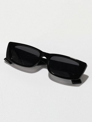 Солнцезащитные очки с тонированными линзами в акриловой оправе