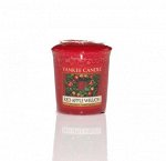 Венок из из красных яблок 49 гр / 15часов Yankee Candle