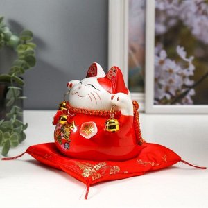 Сувенир керамика копилка "Красный кот Манэки-нэко с колокольчиками" 11,5х11,5х9,5 см