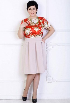 Блуза Эффектная блуза с коротким рукавом и воротником лодочка. Расцветка розы на красном. Материал атлас. Рост модели - 164 см. размер изделия 42 и рост модели 168 см. размер изделия 50. Состав полиэс