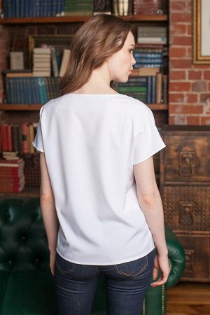 Блуза Материал: ниагара - легкая блузочная ткань. Состав: 50% вискоза, 39% полиэстер, 11% нейлон. Цвет изделия может отличаться на полтона от фотографии,  размеры 42-56. Материал: niagara