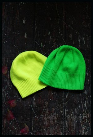Вязаная шапочка (кислотный желтый и кислотный зелёный)