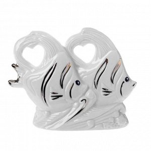 Сувенир керамика "Две белые рыбки" 8х10,3х3 см