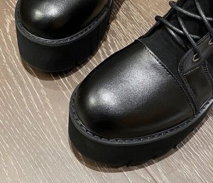 Женские демисезонные сапоги на шнурках, цвет черный