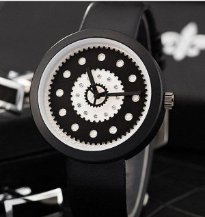 Наручные часы унисекс с ремешком из экокожи, цвет черный