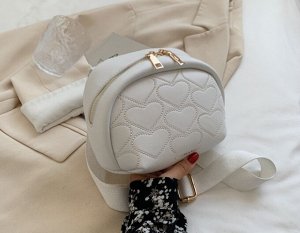Женская округлая сумочка, принт "Сердечки", цвет белый