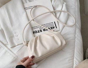 Женская сумочка округлой формы, цвет белый