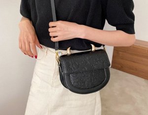 Женская сумочка округлой формы, декор в виде рожек, цвет черный