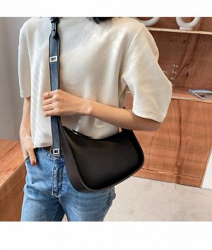 Женская ассиметричная сумка с широким ремешком, цвет черный