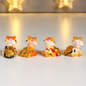 Фигурка полистоун «Тигра с тележкой золота», 2.4x1.6x2 см, МИКС