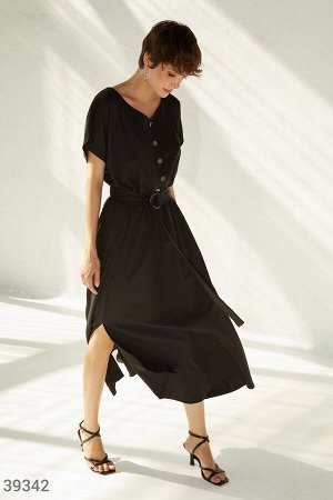 Черное платье в пол