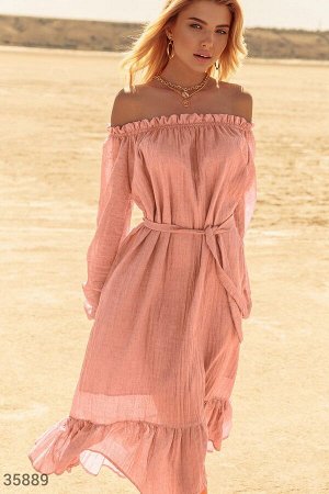 Воздушное платье персикового оттенка