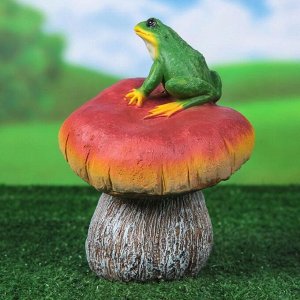 Садовая фигура "Гриб сыроежка с лягушкой", разноцветный, 22 см
