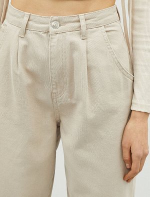 брюки Материал: %100 Хлопок Параметры модели: рост: 175 cm, грудь: 80, талия: 62, бедра: 87 Надет размер: 36