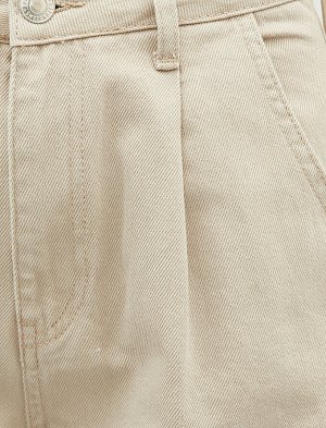 брюки Материал: %100 Хлопок Параметры модели: рост: 175 cm, грудь: 80, талия: 62, бедра: 87 Надет размер: 36