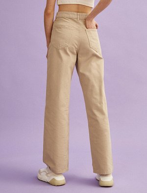 брюки Материал: %100 Хлопок Параметры модели: рост: 175 cm, грудь: 76, талия: 58, бедра: 1 Надет размер: 36