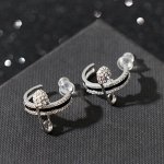 Серьги со стразами &quot;Булавка&quot; мини, цвет чёрно-белый в серебре