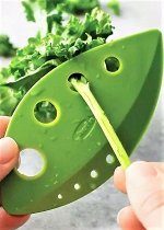 Нож для быстрой очистки зелени от стебля