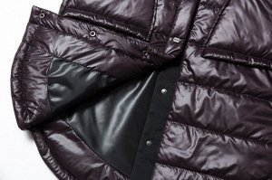 Пальто Пальто с вязаным с капюшоном – это актуальная вещь весеннего сезона, о приобретении которой стоит задуматься каждой девушке, обожающей разные стильные штучки.
Пальто на термофине будет как нель