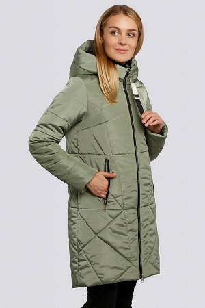 Пальто Самыми актуальными в зимний период считаются утепленные пальто с капюшоном. Благодаря удобной длине пальто не стесняет движений, поэтому отлично подходит для повседневной носки. Силуэт прямой, 