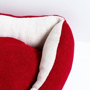 Лежанка угловая, мебельная ткань, 45 х 63 х 16 см, красная