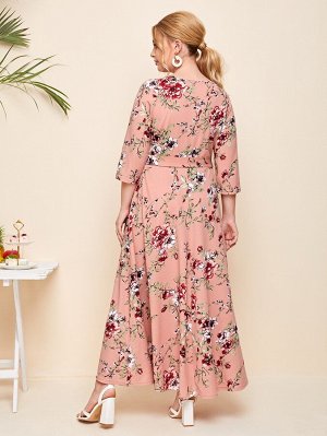 Платье Plus Size с цветочным принтом и поясом