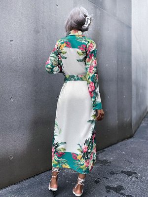 Платье с разрезом, цветочным принтом и поясом