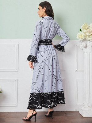 Платье с поясом с графическим принтом Контрастный
