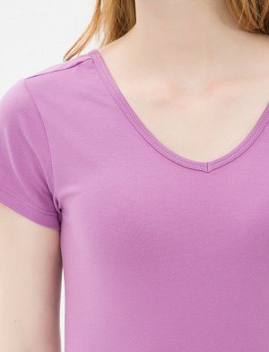 Футболка Material:

1.Fabric %95 Cotton | %5 Elastane

Model Size Information:

Height: 173 cm, Breast: 81, Waist: 60, Hip: 90
Model Size: S