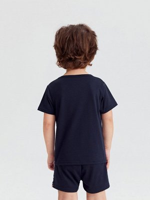 Контрастная футболка и шорты с тропическим принтом для мальчиков
