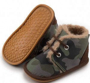 Детские пинетки-ботинки, с искуственным мехом, принт "Камуфляж",  цвет зеленый/черный/серый