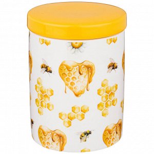 Банка БАНКА С ДЕР.КРЫШКОЙ LEFARD "HONEY BEE" 650 МЛ (КОР=12ШТ.) 
Материал: Фарфор/Дерево
ТМ Lefard коллекция “Honey Bee” – это посуда из качественного фарфора. Изображение пчел как «магнит» фортуны п