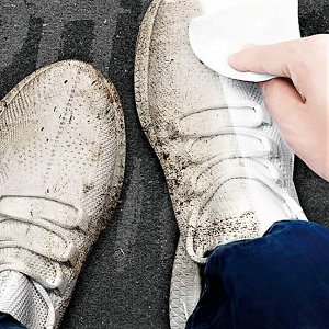 Одноразовые влажные салфетки для чистки обуви