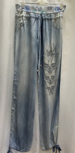 Джинсы женские