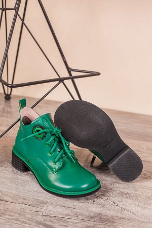 Ботинки. Трендовый цвет
