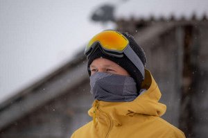 Шарф-воротник лыжный для взрослых техничный черный hug wedze