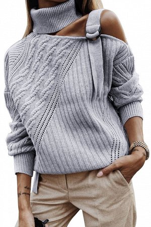 Серый вязаный свитер с воротом под горло и открытым плечом