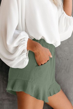 Зеленые свободные шорты на резинке с оборками и накладными карманами