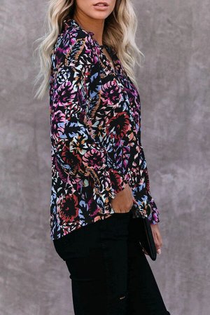 Черная блузка с V-образным вырезом и разноцветным цветочным принтом