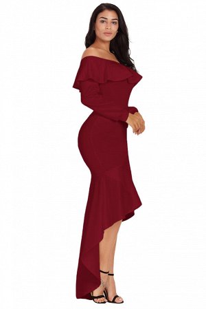 Бордовое платье-русалка с воланами и асимметричной юбкой