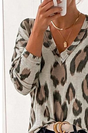 Бежевый леопардовый стоп с длинными рукавами и V-образным вырезом
