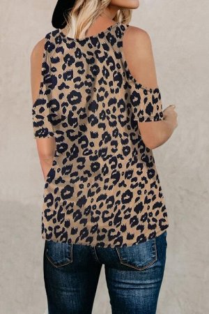 Коричневая блуза с леопардовым принтом, вырезами на плечах и узлом на талии