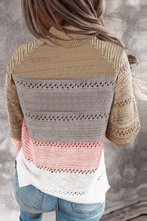 Коричневый пуловер-свитер с воротником под горло и разноцветными полосами