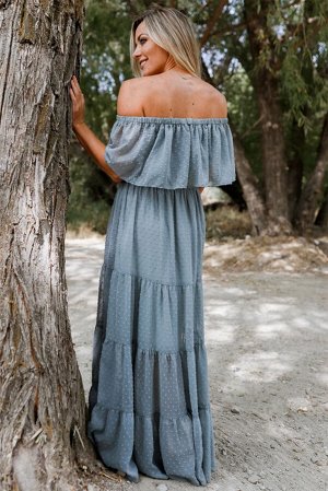 Голубое платье в горошек с открытыми плечами