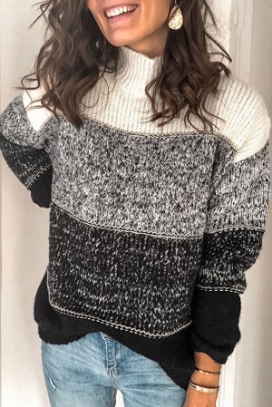 Черно-белый полосатый вязаный свитер